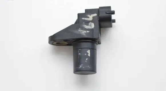 Mercedes-Benz ML W164 Crankshaft position sensor 099T080427 A0051531328