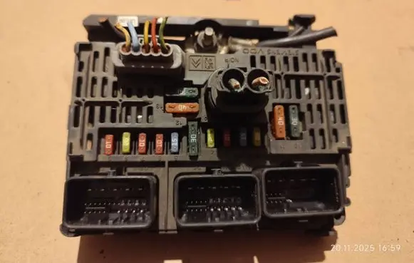 Peugeot 407 BSM Control unit 9656086080 BSML0100 S118983001