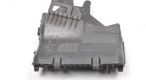 Renault Wind Intercooler air channel guide 8200861152