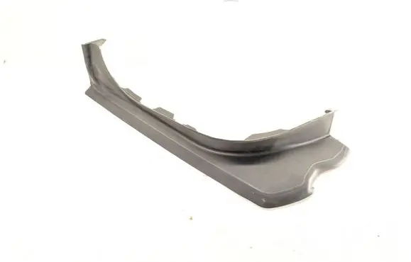 BMW 7 G70 Rear/tail light trim molding 9466973