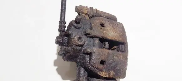 Mitsubishi Colt Front brake caliper