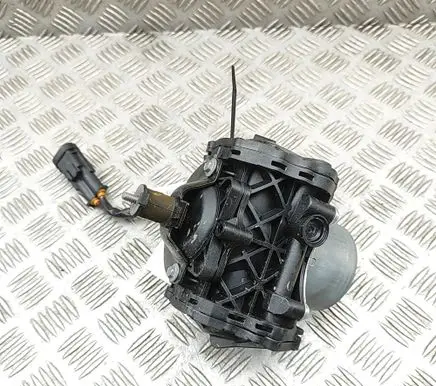 Peugeot 208 II Vacuum pump 9835028580