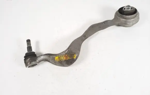 BMW 1 E82 E88 Front lower control arm/wishbone 2405861