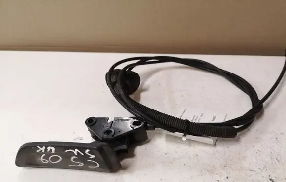 Engine bonnet (hood) release handle