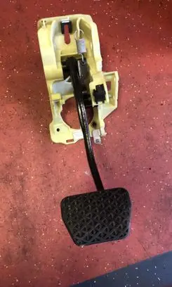 BMW 5 E60 E61 Brake pedal 6769224