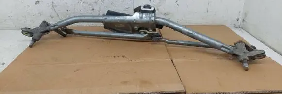 Audi A6 S6 C5 4B Front wiper linkage and motor 8D1955113C 40458712V