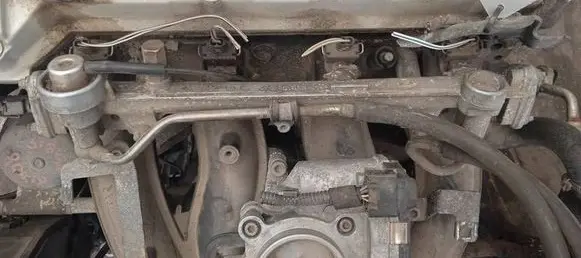Fuel main line pipe
