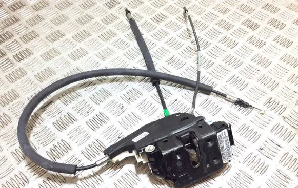 Maserati Ghibli Rear door lock 670032949