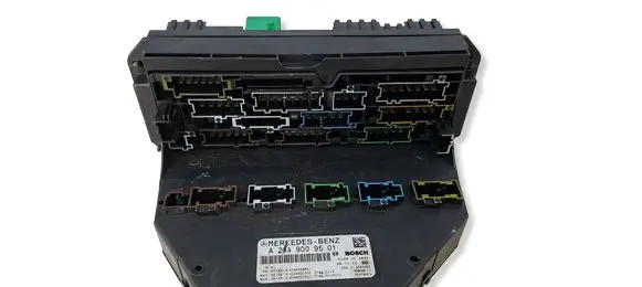 Mercedes-Benz C W204 SAM control unit A2044423700 A2049009501 A2045459601