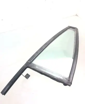 Volvo XC90 Rear vent window glass AS2
