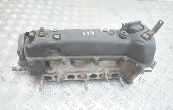 Toyota Yaris Engine head 