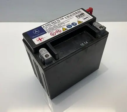 Mercedes-Benz B W246 W242 Car battery A0009829608 0009829608