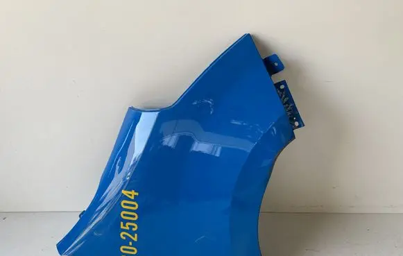 Renault Master III Fender 631000936R