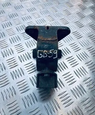 Hyundai Santa Fe Engine mount bracket