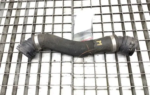 BMW X5 G05 Engine coolant pipe/hose 7560976