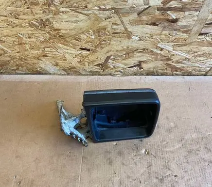 Mercedes-Benz E W124 Front door wing mirror part 1248110435
