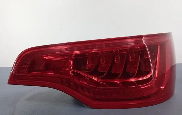 Audi Q7 4L Rear/tail lights 4L0945094F