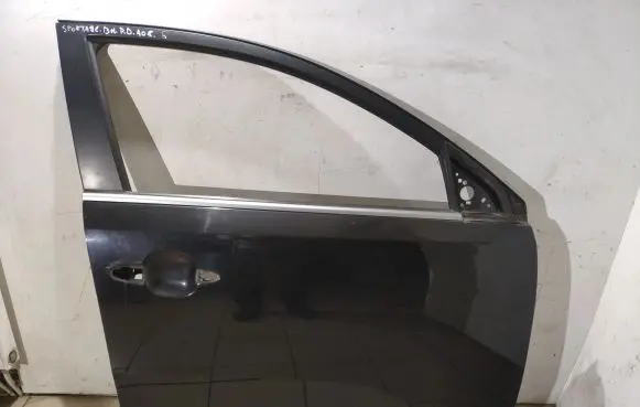 KIA Sportage Front door