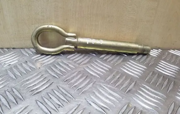 Volkswagen Polo IV 9N3 Towing hook eye 