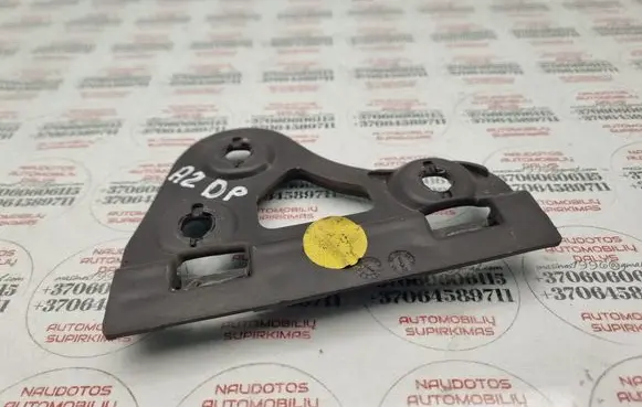 Front bumper mounting bracket
