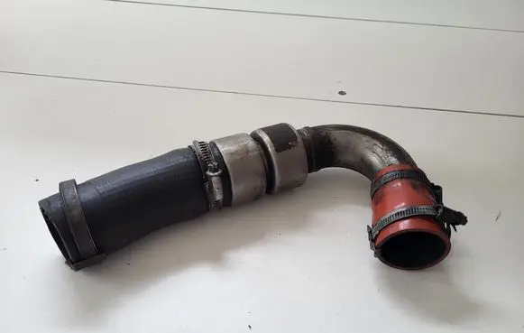 Ford C-MAX II Intercooler hose/pipe