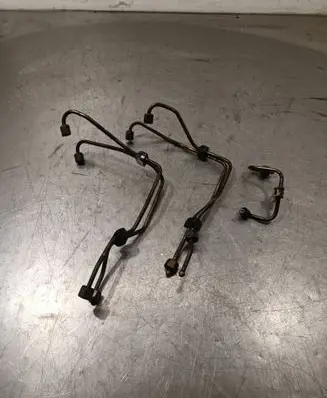 Peugeot 3008 I Fuel injector supply line/pipe 