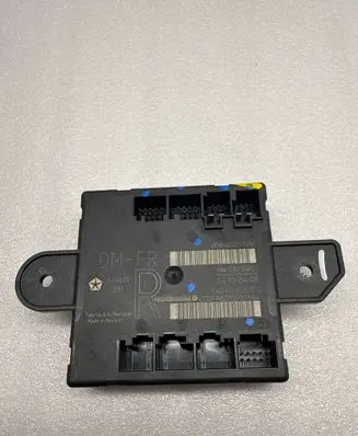 Jeep Grand Cherokee Door control unit/module 04602910AH SW102400