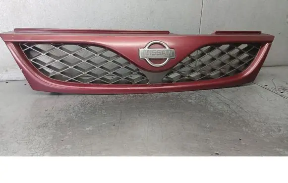 Nissan Almera Front grill 623102N410