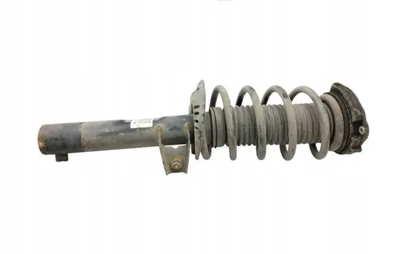 Volkswagen PASSAT B8 Front shock absorber/damper 561413031K