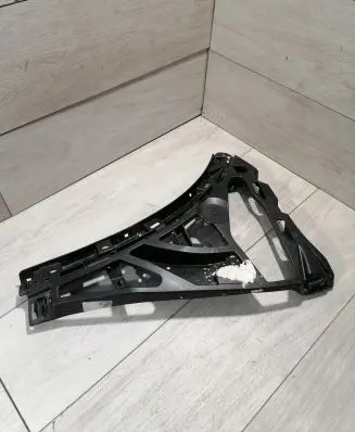 Porsche Cayenne (92A) Front bumper mounting bracket 7P5807178B