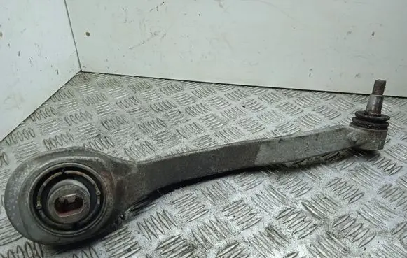 Mercedes-Benz C W205 Front lower control arm/wishbone