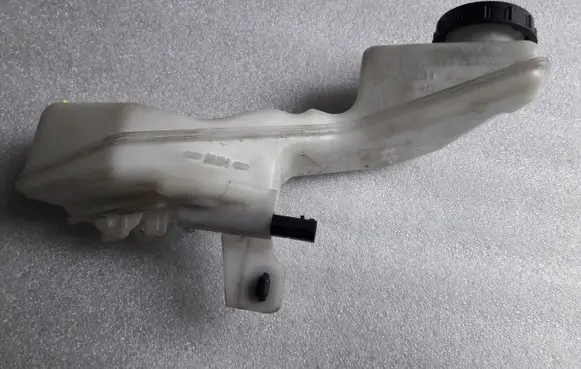 Renault Kadjar Brake fluid reservoir 0204796412