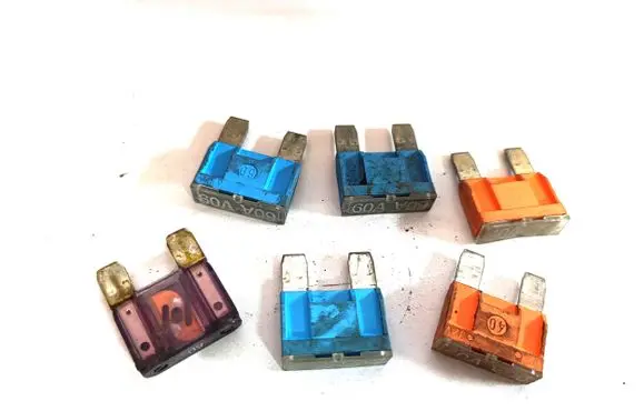 Opel Zafira A Fuse 