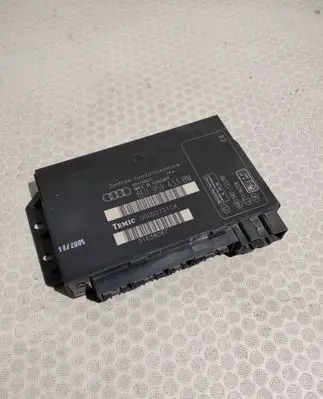 Audi A4 S4 B7 8E 8H Comfort/convenience module 8E0959433BM 01638087 00002731C4
