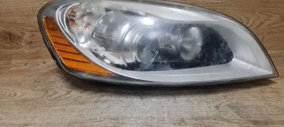 Volvo XC60 Headlight/headlamp 30763138