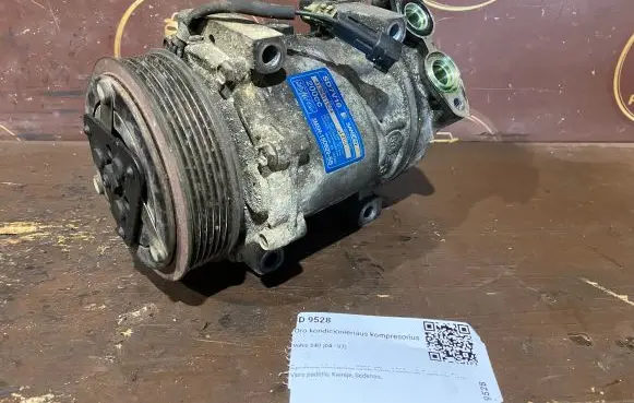 Volvo S40 Air conditioning (A/C) compressor (pump) 3M5H19D629SB SD7VDA