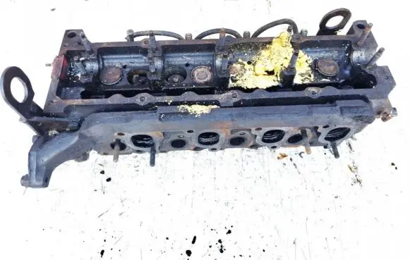 Ford Fiesta Engine head 