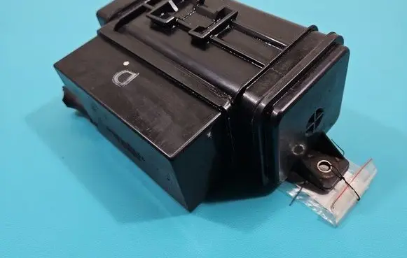 Active carbon filter fuel vapour canister