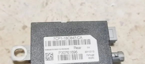 Ford Grand C-MAX Aerial antenna amplifier 7CP118C847CA 20110115 P30761696