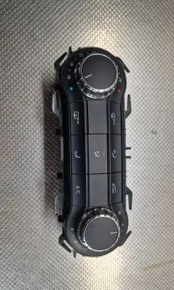Mercedes-Benz GLA W156 Climate control unit A2469003616
