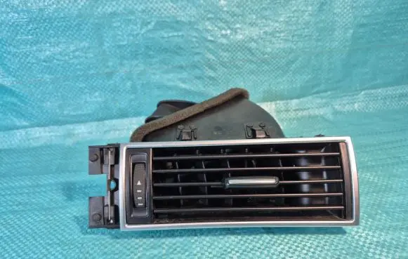 Audi A6 S6 C6 4F Dashboard side air vent grill/cover trim 4F1820902D