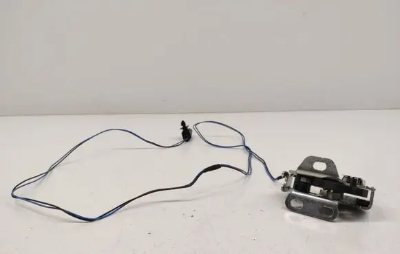 Mercedes-Benz Vito Viano W447 Rear door lock A6397400635