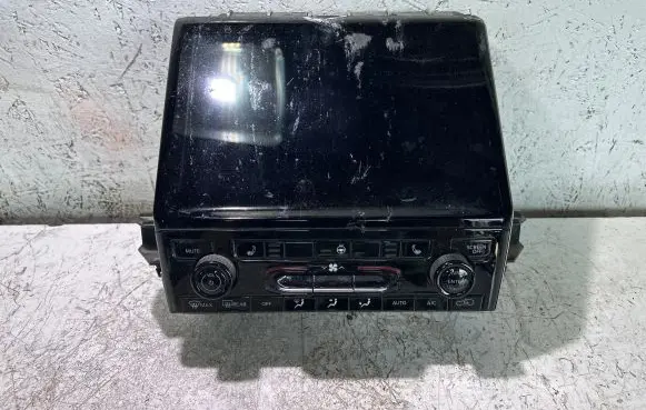 Jeep Grand Cherokee WL Climate control unit 68474166AA Z1AA1742Y0499 QC00067A