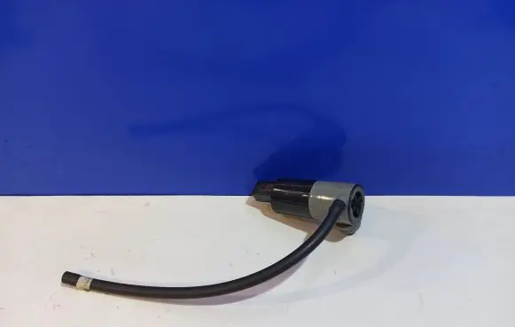 Volvo S60 Windscreen/windshield washer pump 31364093