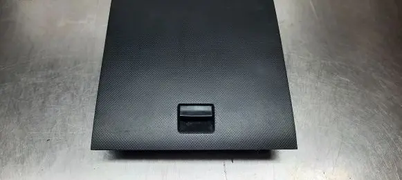 Mazda 2 Glove box