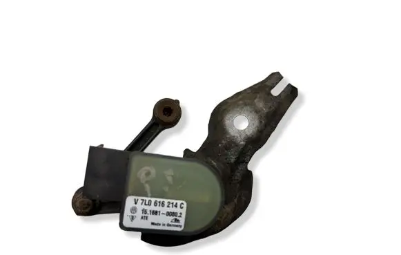 Volkswagen Touareg I Headlight/headlamp level sensor 7L0616214C