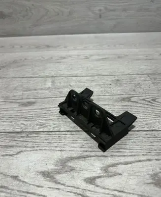 BMW 5 E39 Rear bumper mounting bracket 1970389