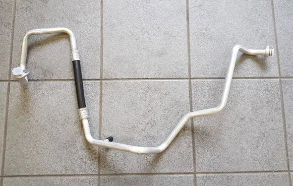Opel Vivaro Air conditioning (A/C) pipe/hose 93857356 8200430979 8200497091