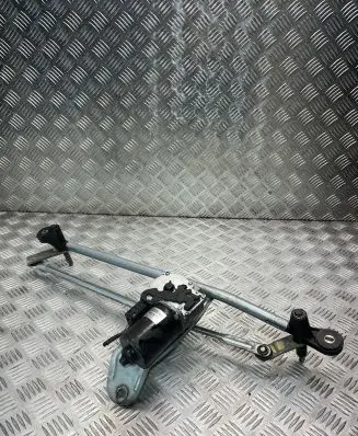 Front wiper linkage and motor