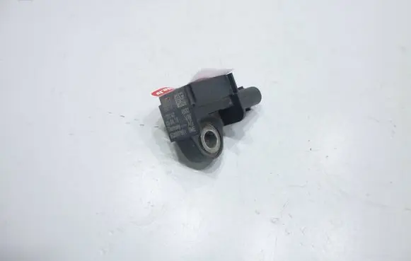 Volkswagen PASSAT B8 Airbag deployment crash/impact sensor 5Q0907651 03747